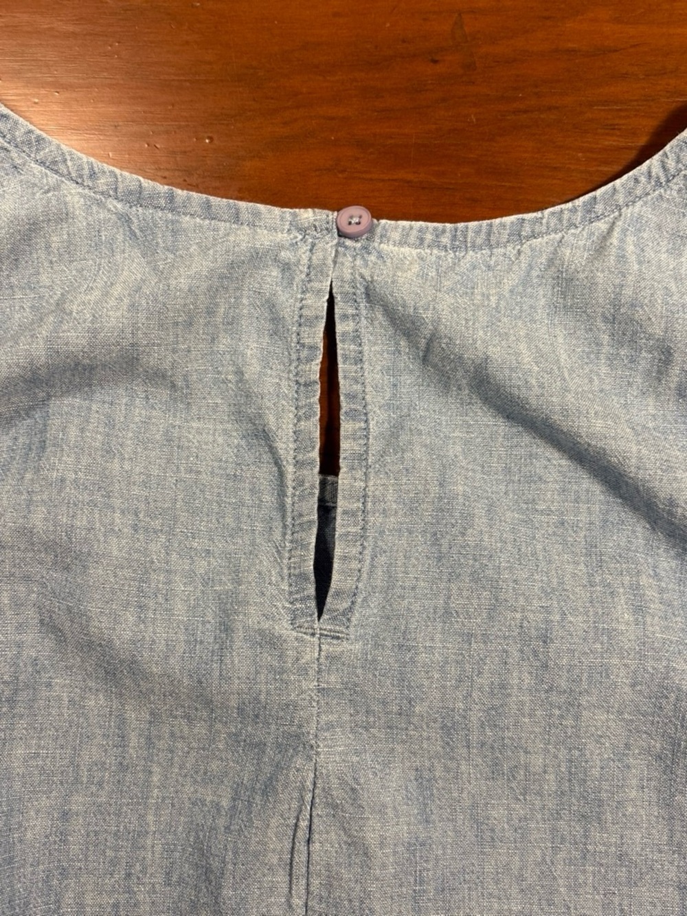 Women’s blue chambray Sleeveless A-Line dress w/pockets size M - Picture 4 of 5